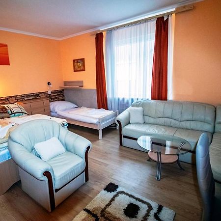 Krisztina Apartman Nagykanizsa Esterno foto
